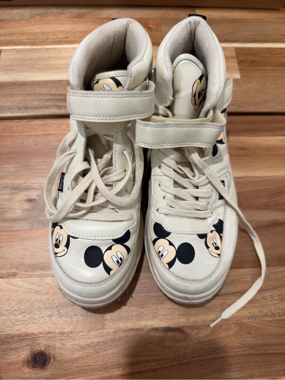 Zara Cream High-Top Sneakers with Mickey Print